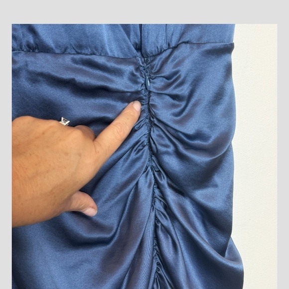 Veronica Beard Casela Dress Stretch Silk Sleeveless Blue Ruched Front Slit Sz 8 - Picture 7 of 16